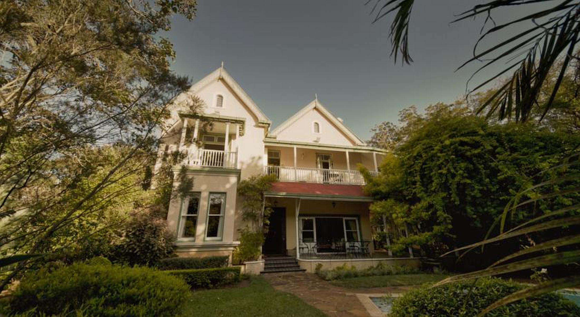 Hacklewood Hill Country House Bed & Breakfast Port Elizabeth Exterior photo